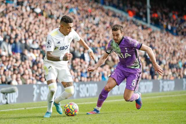 穆勒社媒晒与弟弟合影：圣诞快乐